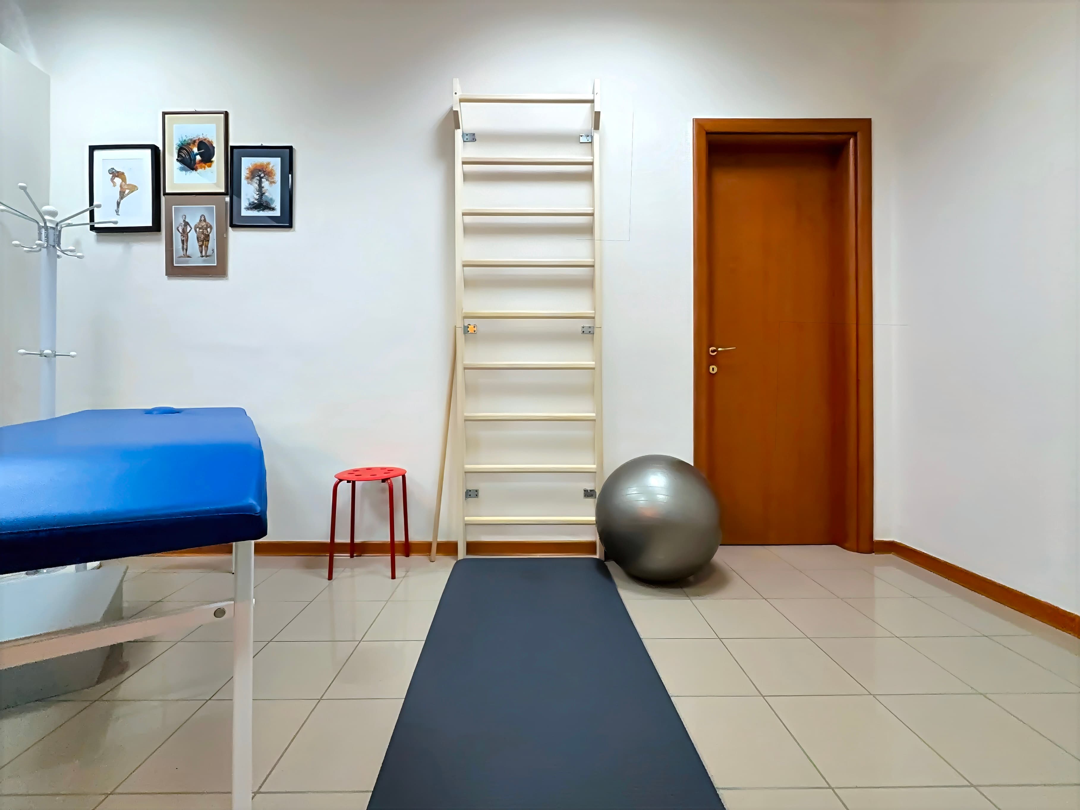 Sala del Dott. Giuseppe Morgillo, chinesiologo clinico - Studio Androsoni